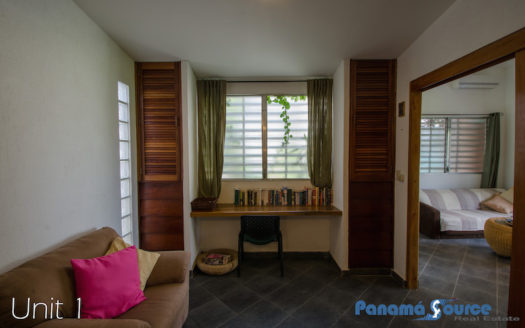 Oceanview Villa with Yard – Pet Friendly