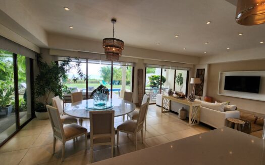 Luxury Vacation House on the Beach in San Carlos